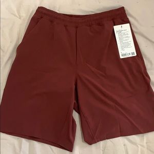 Lululemon pace breaker short 9” LINED